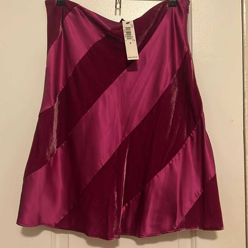NWT Laundry by Shelli Segal size 8 pink silk and velour skirt
